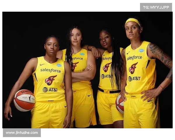 WNBA总决赛对手出炉 风暴队主场迎战神秘人谁胜面更大? WNBA总决赛对手出炉 风暴队主场迎战神秘人谁胜面更大?